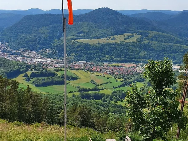 Picknickplatz Hohenberg 3