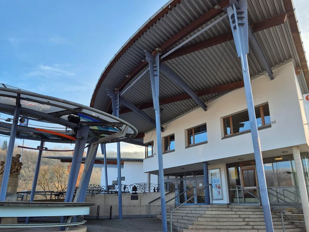 Weinbrunnenhalle Kröver Nacktarsch Weinbrunnenhalle Kröver Nacktarsch