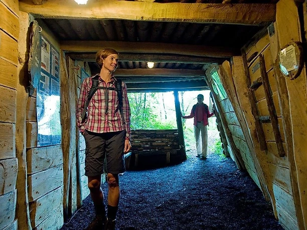 Dachschieferbergwerk Assberg Eingangsbereich