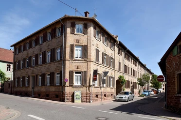 Arbeiterwohnhaus von vorne