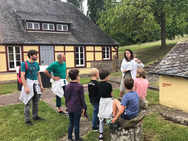 Famileinführung auf der Villa Otrang in Fließem