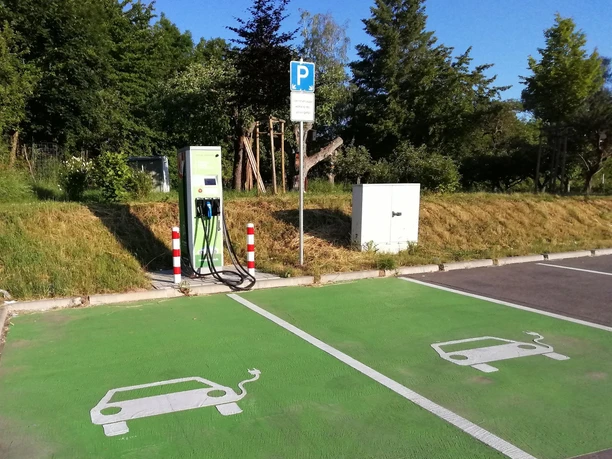 E-Tankstelle am Nah & Gut
