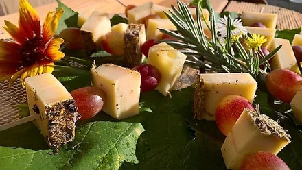 Genusstour: Käse, Wein und herbstliche Genüsse