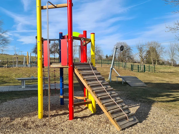 Klettergerüst_Spielplatz_Alpenrod