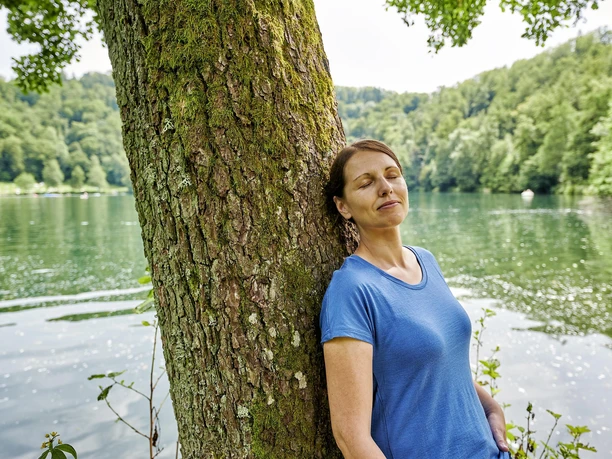 Wohlfühlen beim Waldbaden
