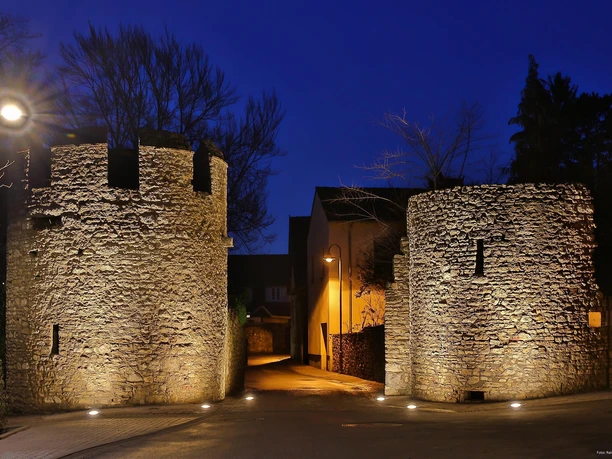 Stiegelgässer Tor am Abend