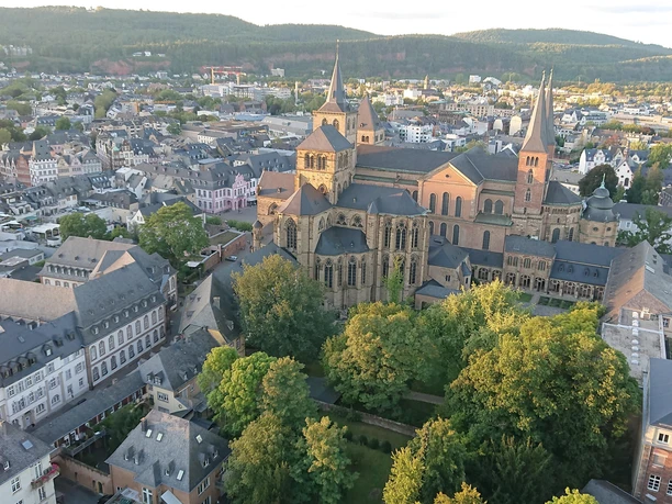 Luftbild Liebfrauenkirche Dom