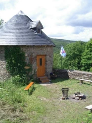 Eingangsturm Burg Grimburg neu