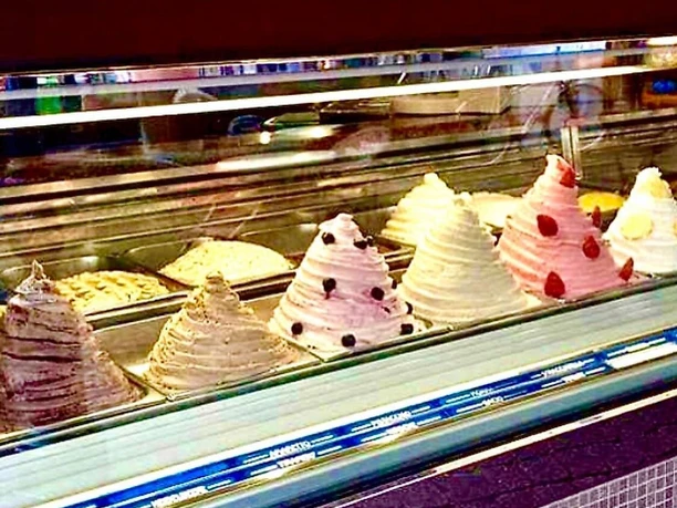 Eiscafé Cascata (2)