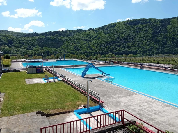 Freibad Ellenz- Poltersdorf