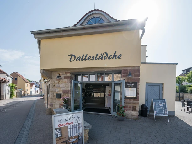 Lädchen geöffnet