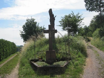 Kreuzung am Ortsrand