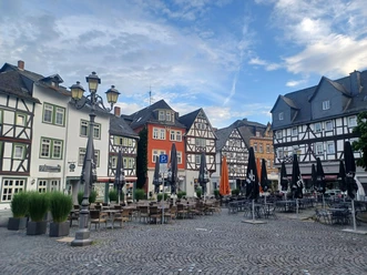 Blick auf den Schillerplatz