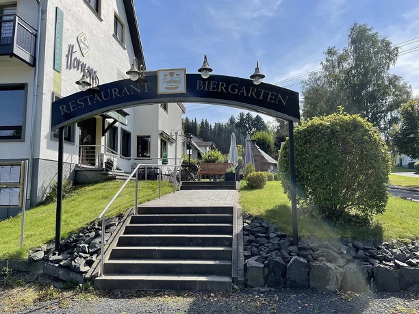 Eingang Biergarten