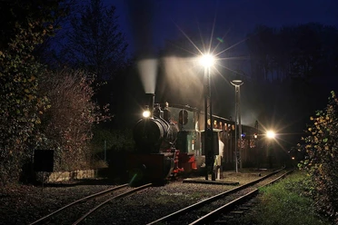 Dampfzug während des Lampionfahrtages