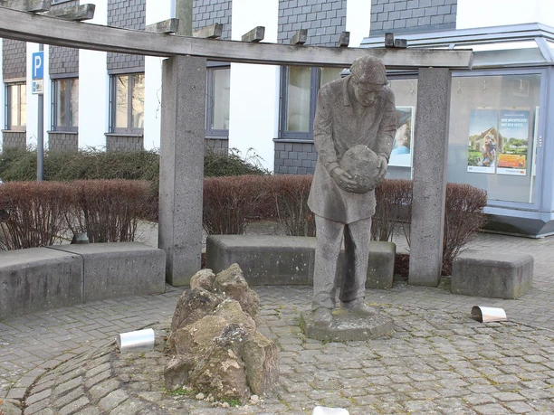 Denkmal "Schrotteler"