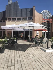 Bistro im Flecken