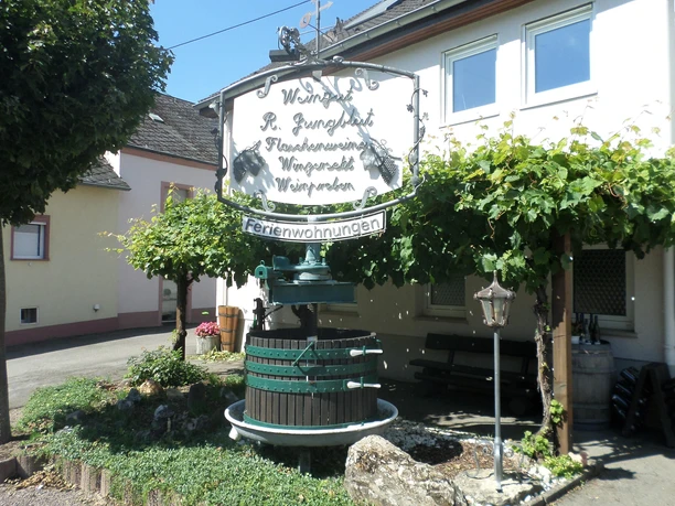 Weingut Jungblut Konz-Oberemmel (02)