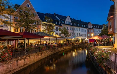 Saarburg bei Nacht