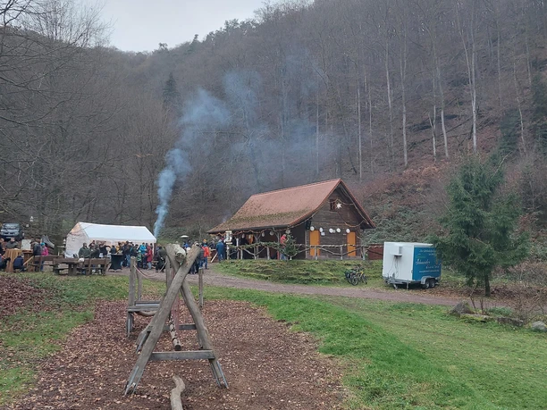Tal der Generationen Hütte