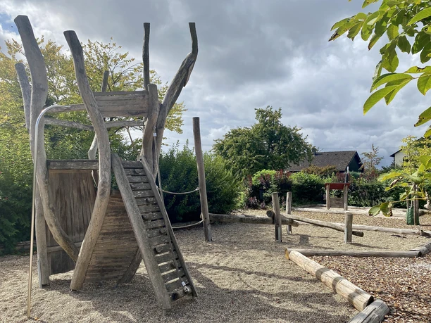 Klettergerüst Spielplatz Birkenstraße Bornheim Klettergerüst Spielplatz Birkenstraße Bornheim