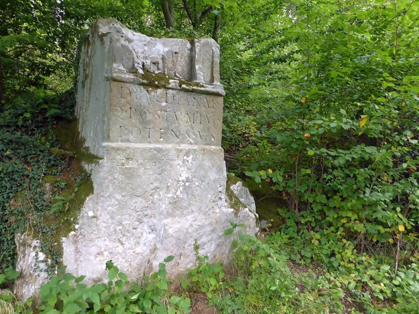 Diana-Denkmal bei Bollendorf