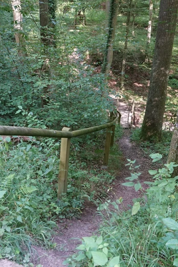 Brücke über den Tiefenbach