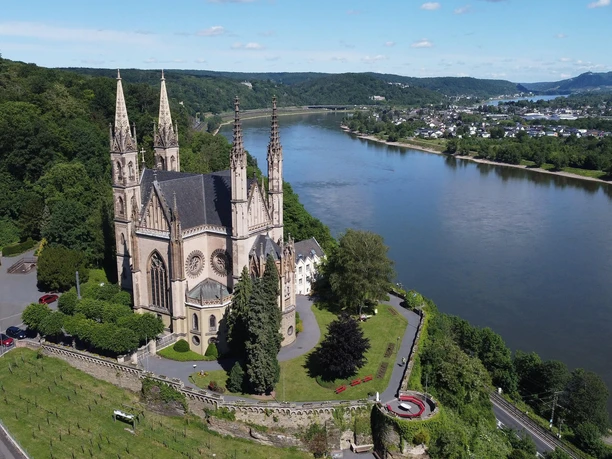 Blick auf die Apollinariskirche