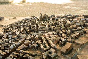 Ein Blick auf das Stadtmodell am Dom