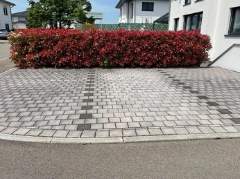 in ruhiger Lage in Seenähe