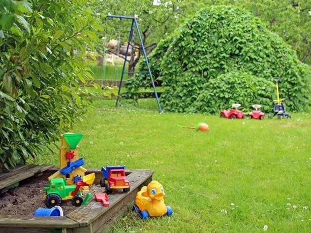 Spiel- und Liegewiese