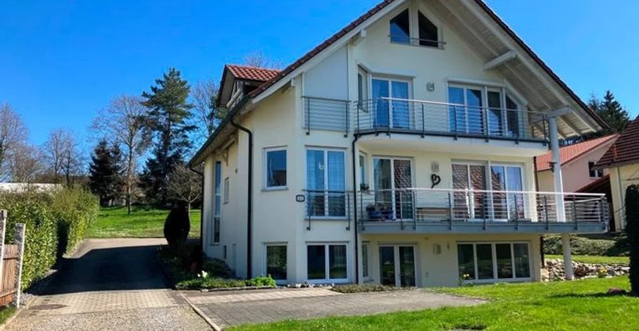 Hausansicht - die Ferienwohnung befindet sich im unteren Bereich