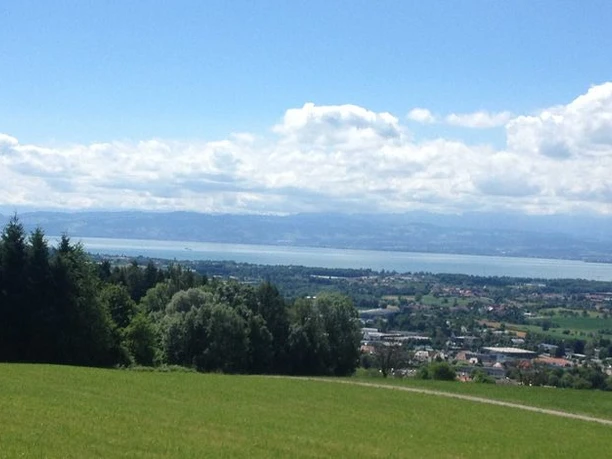 Blick vom Gehrenberg auf Markdorf und die Bodensee Region