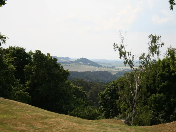 Von Blankenburg ein Blick ins Harzvorland