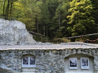 Ruine Hinteres Weissenburgbad