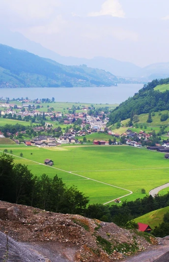 Giswil vom Aufstieg zum Lungerersee