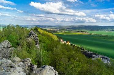 Blick über die Teufelsmauer Richtung Thale