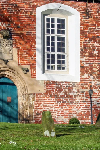 St-Laurentius-Kirche, Dedesdorf