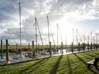 Kleiner Hafen in Spieka-Neufeld