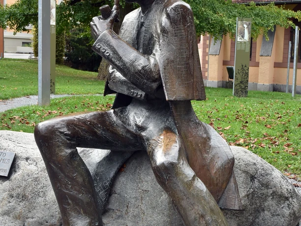 A bronze Sherlock Holmes waits for his fans in Meiringen