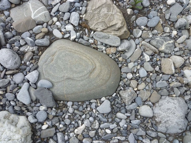 Des pierres dans la Wilerau