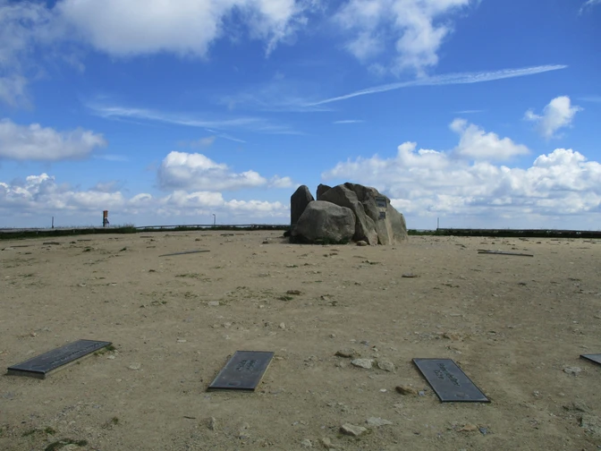 Der Gipfelstein auf dem höchsten Berg im Harz