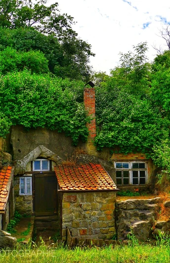Höhlenwohnungen Langenstein - Außenansicht