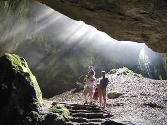 Einhornhöhle / Blaue Grotte