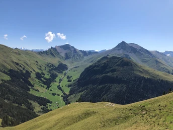 Sicht auf Färmeltal vom Dachboden