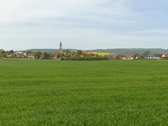 Eingebettet in der Goldenen Aue liegt Berga.