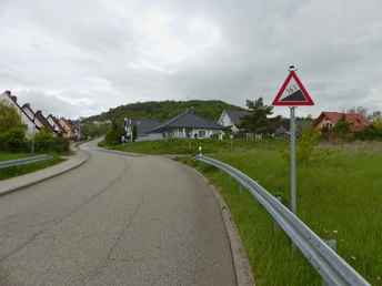 Aufstieg von Jechaburg zum Frauenberg.