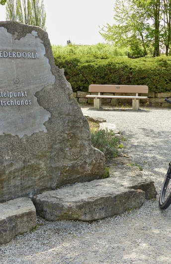 Der Mittelpunkt Deutschlands in Niederdorla.