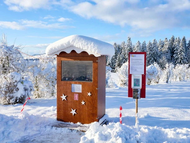 Adventsweg Höchmatt, Schaukasten mit Szenenbild