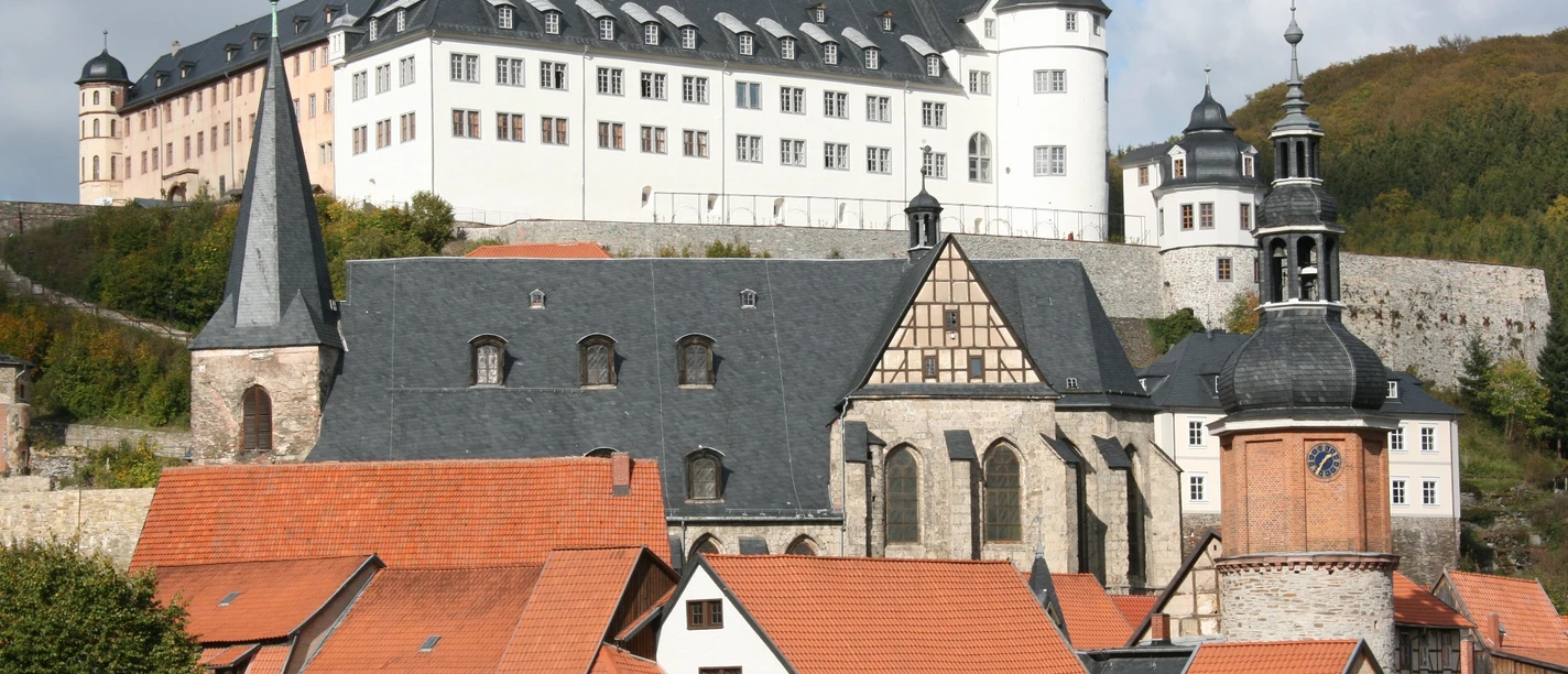 Blick auf die Kirche und das Schloss Stolberg